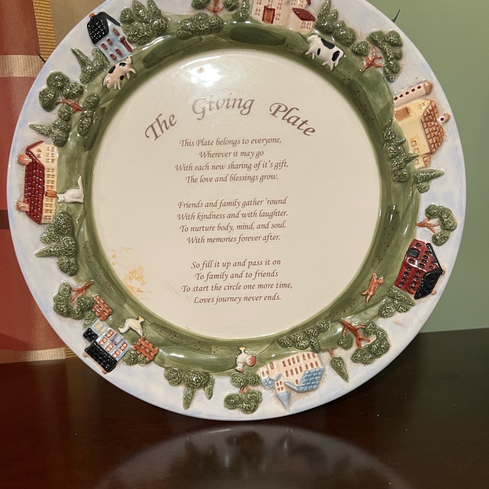Decorative Green and White Giving Plate